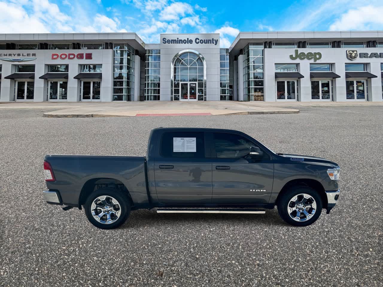 Used 2022 RAM 1500 Big Horn AWD/4WD image 9