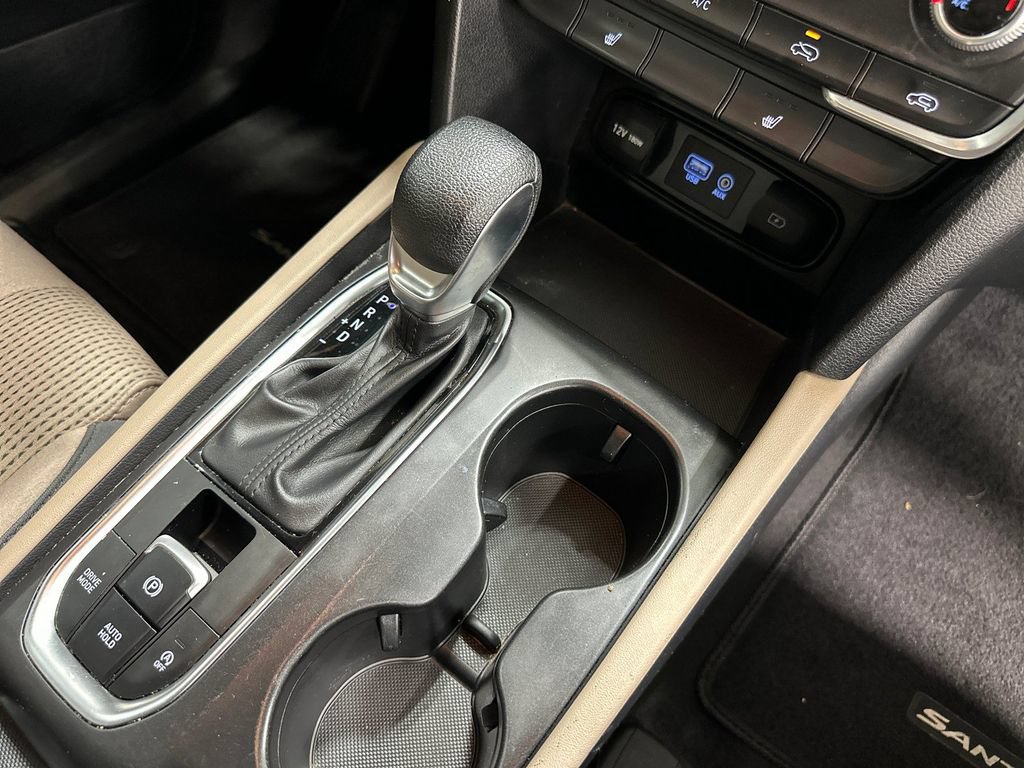 Used 2019 Hyundai Santa Fe SEL FWD image 21