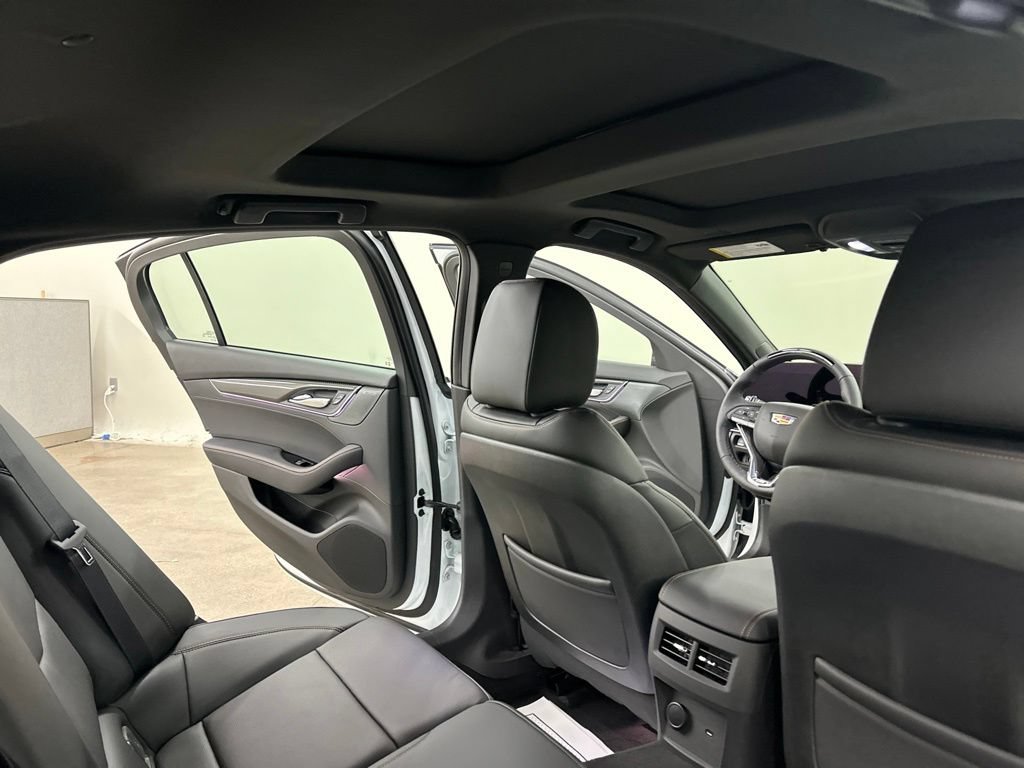 New 2026 Cadillac CT5 V AWD/4WD image 16