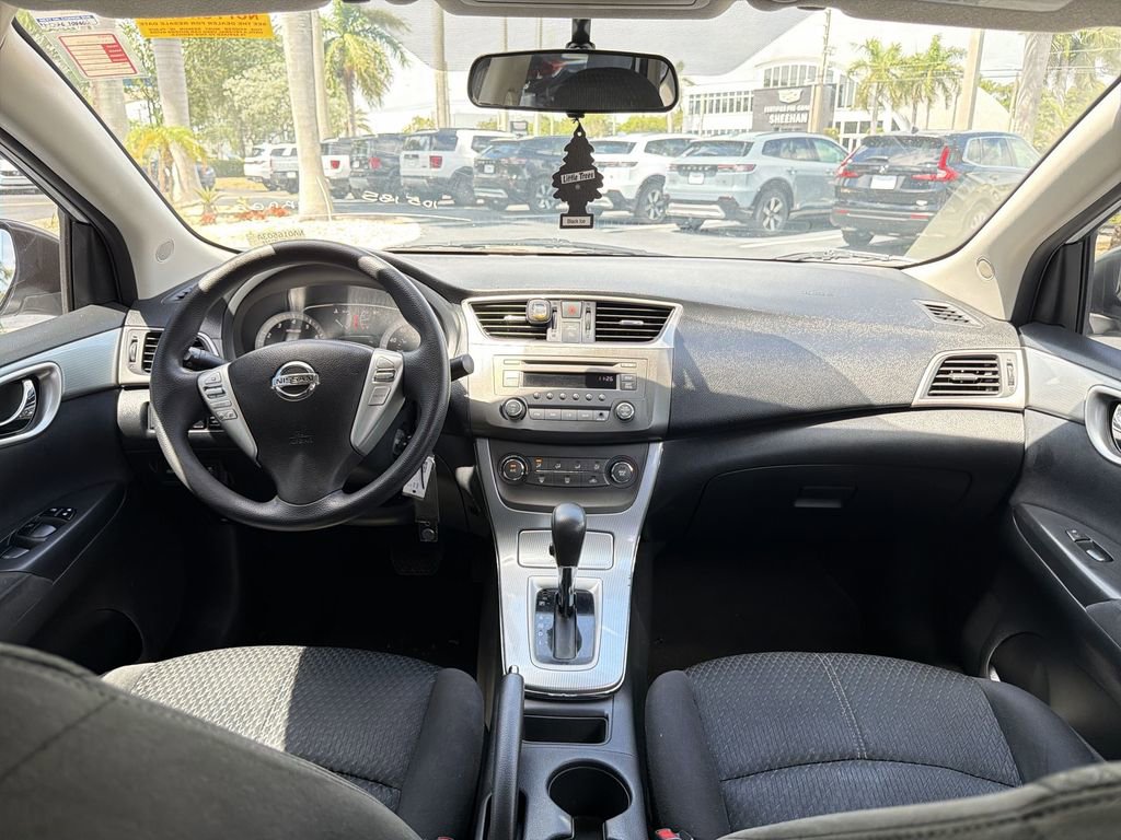 Used 2013 Nissan Sentra SR FWD image 10
