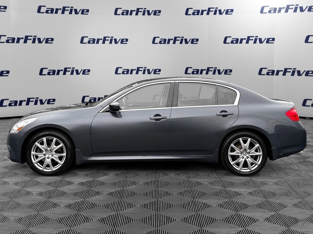 Used 2013 INFINITI G37 x Sedan w/ Premium Pkg AWD/4WD image 2