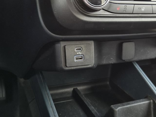 Used 2023 Ford Maverick Tremor w/ Tremor Off-Road Package AWD/4WD image 21