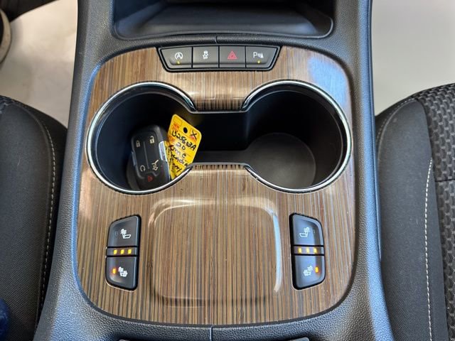 Used 2020 GMC Acadia SLE w/ Driver Convenience Package image 19