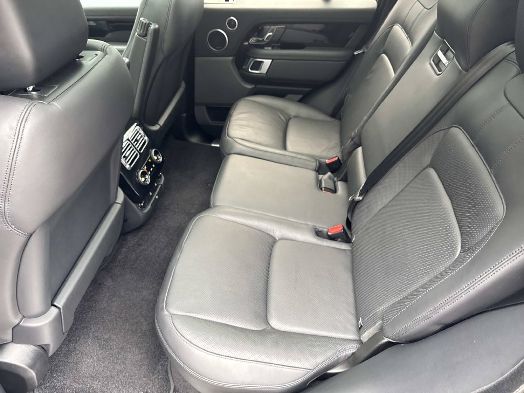 Used 2019 Land Rover Range Rover HSE AWD/4WD image 16