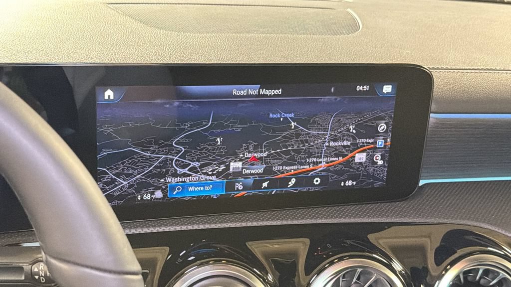 Used 2023 Mercedes-Benz CLA 250 4MATIC image 24