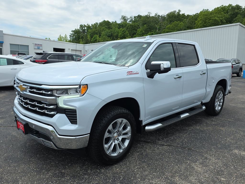 New 2026 Chevrolet Silverado 1500 LTZ w/ Z71 Off-Road Package AWD/4WD image 4