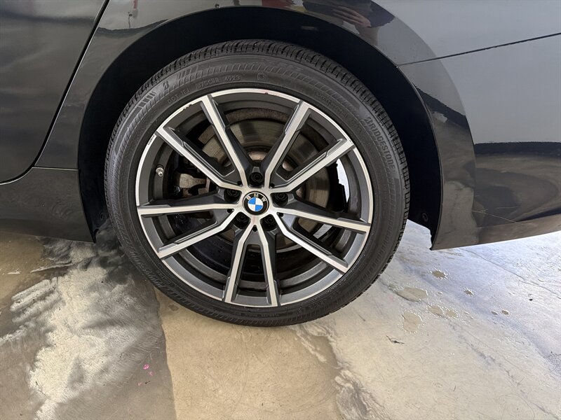 Used 2019 BMW 330i Sedan w/ Convenience Package RWD image 7