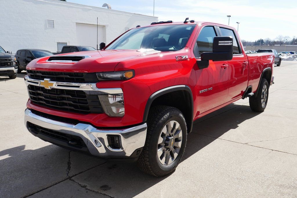 New 2026 Chevrolet Silverado 3500 LT image 4