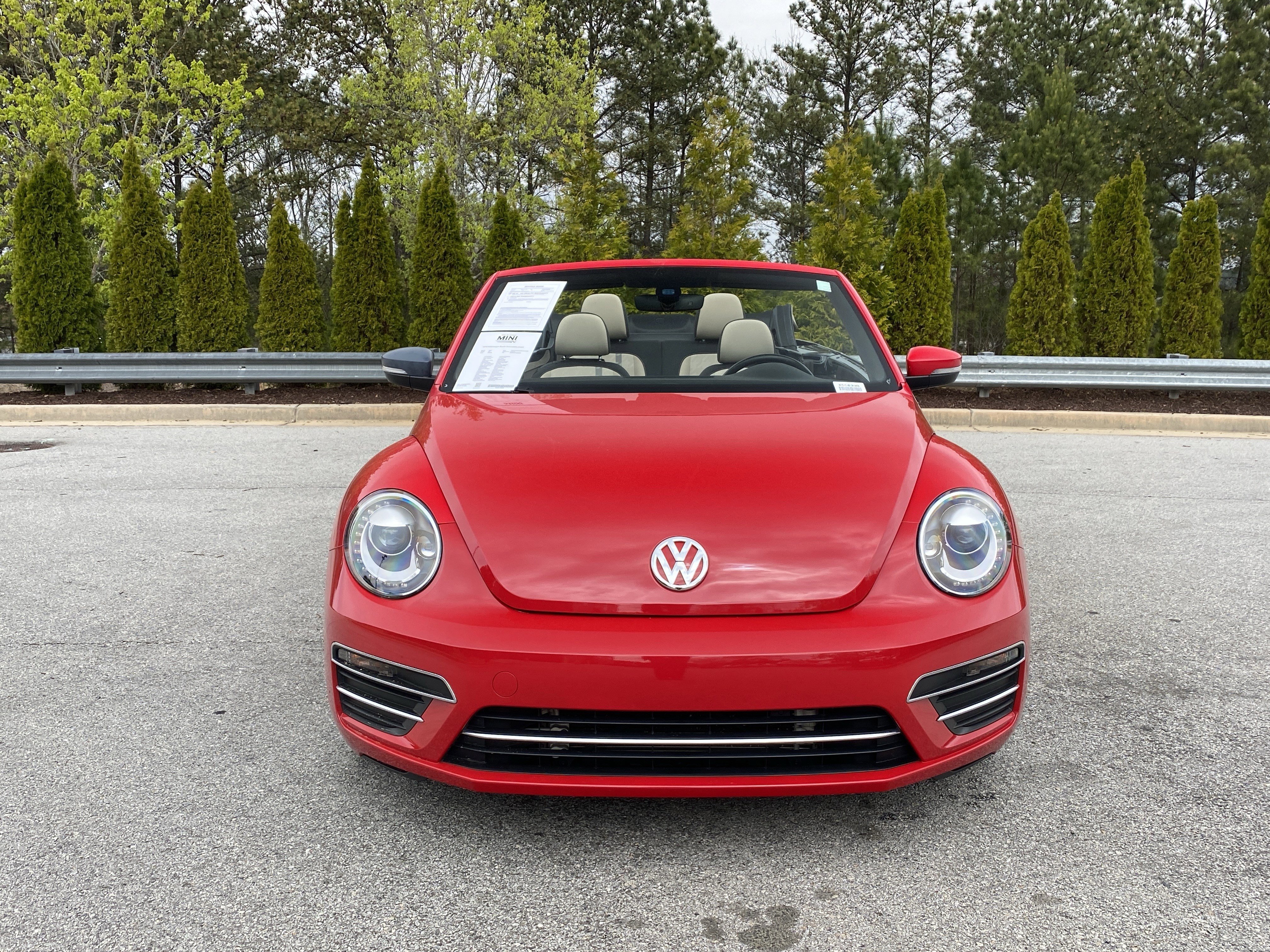 Used 2018 Volkswagen Beetle 2.0T Coast w/ Coast Lighting Package image 11