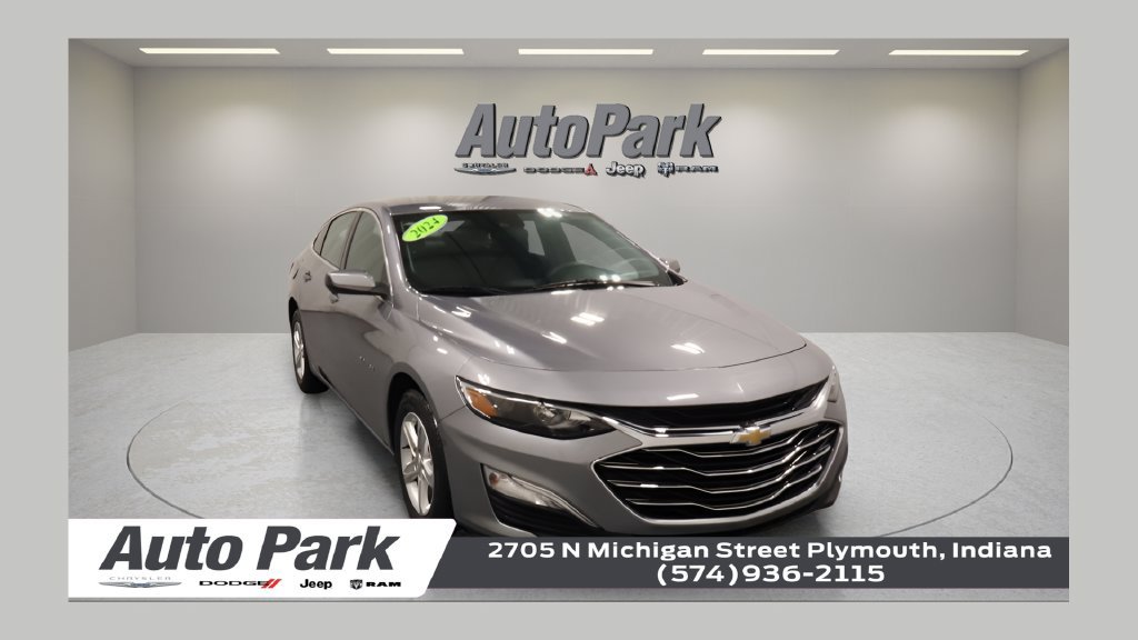 Used 2024 Chevrolet Malibu LS w/ Driver Confidence Package FWD image 1