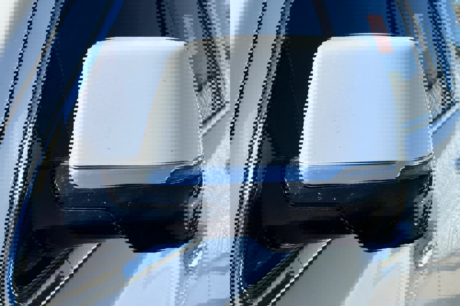 Used 2017 Cadillac Escalade Luxury image 9