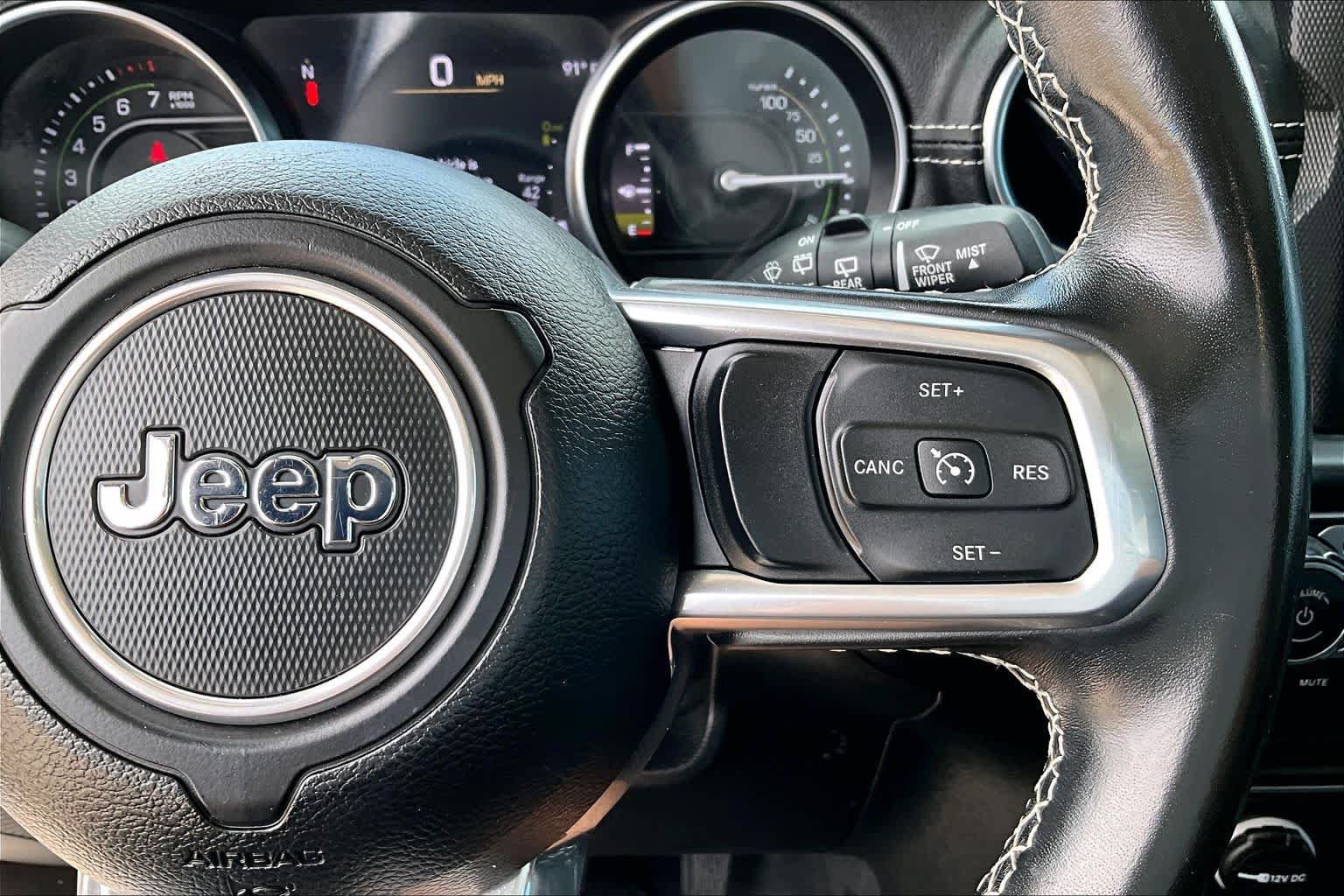 Used 2022 Jeep Wrangler Unlimited Sahara AWD/4WD image 23