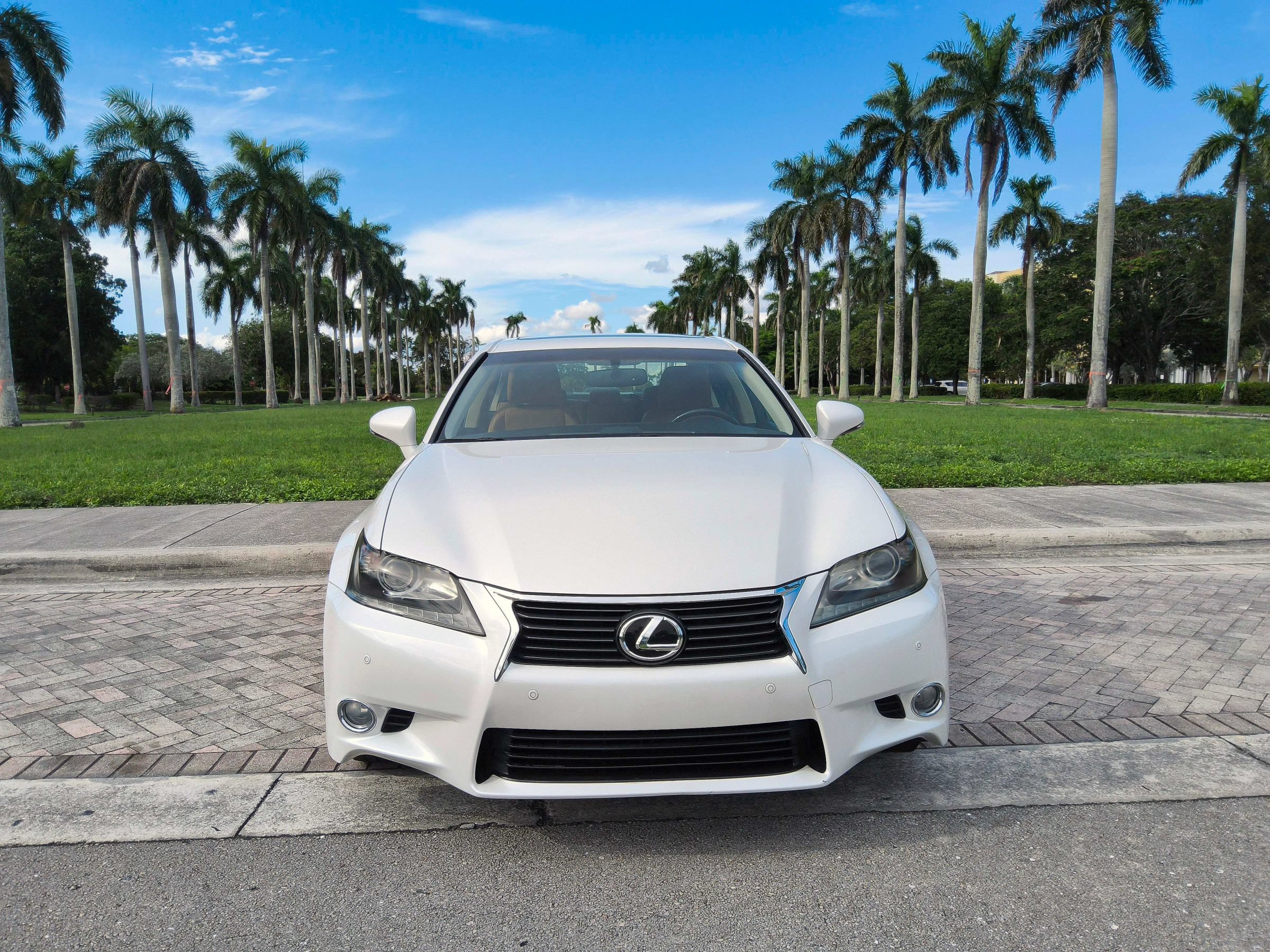 Used 2013 Lexus GS 350 w/ Luxury Pkg RWD image 2