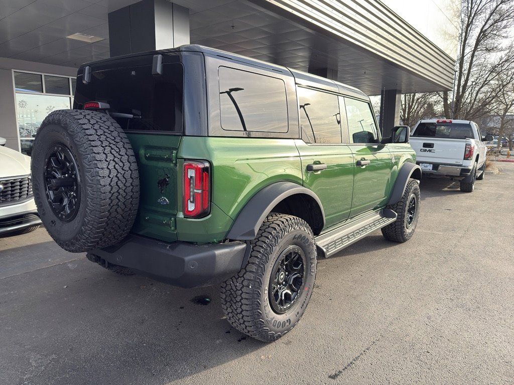 New 2025 Ford Bronco Outer Banks w/ Sasquatch Package AWD/4WD image 4