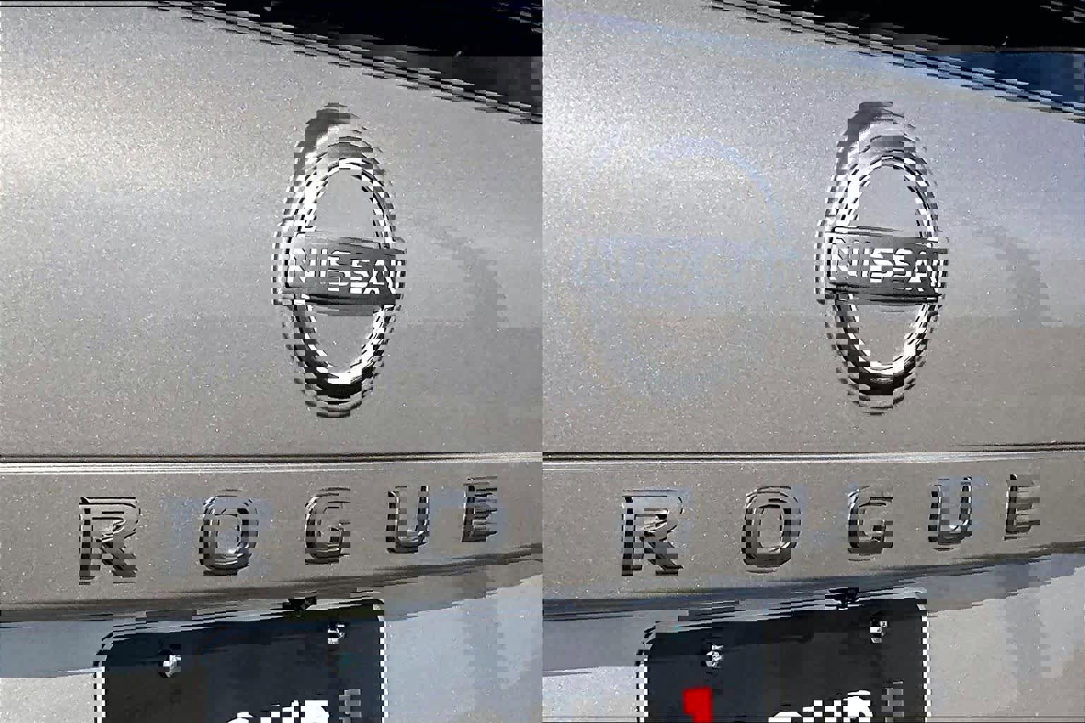 New 2026 Nissan Rogue Platinum image 15