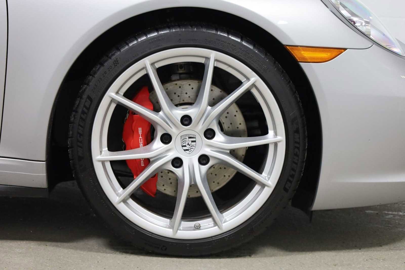 Certified 2018 Porsche 911 Carrera 4S image 12