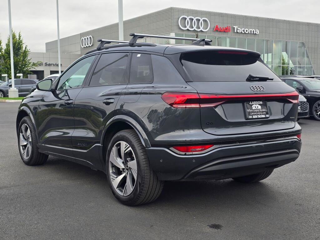 Used 2025 Audi Q6 e-tron Premium Plus w/ Premium Plus AWD/4WD image 3