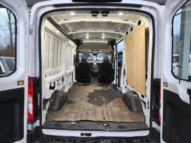 Used 2020 Ford Transit 250 Medium Roof w/ Load Area Protection Package image 17