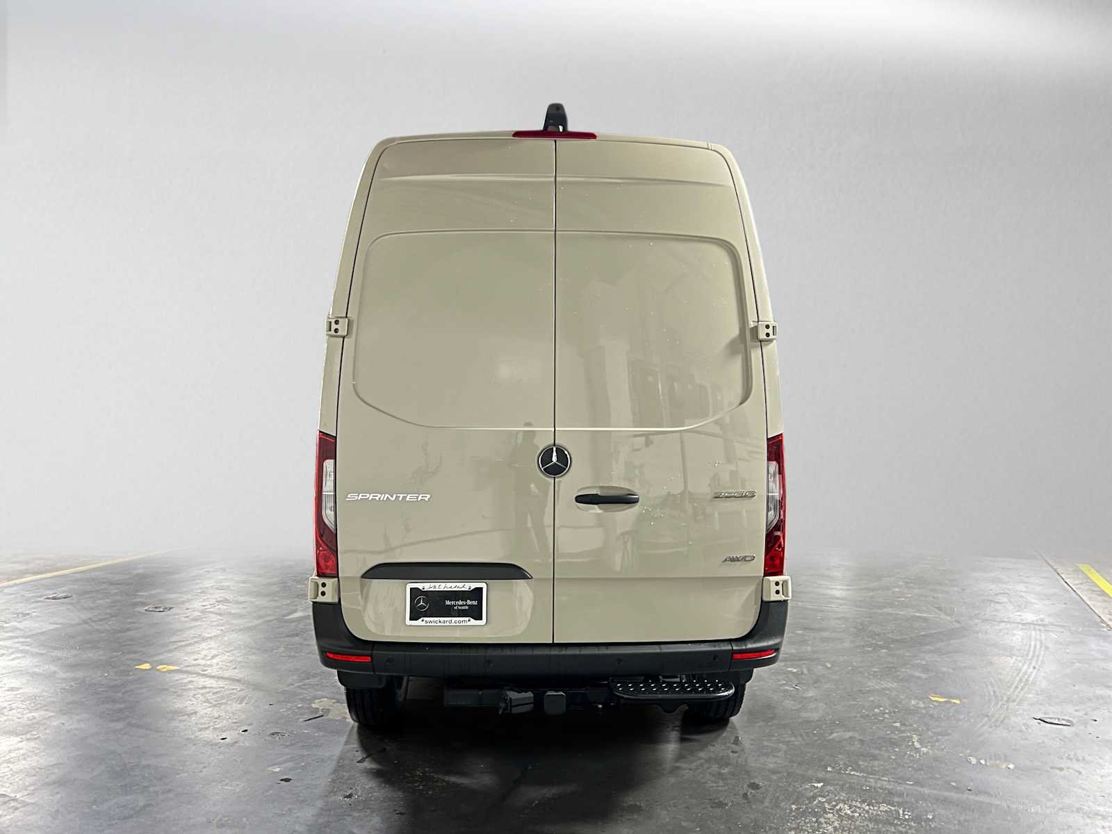 Used 2026 Mercedes-Benz Sprinter 2500 image 4