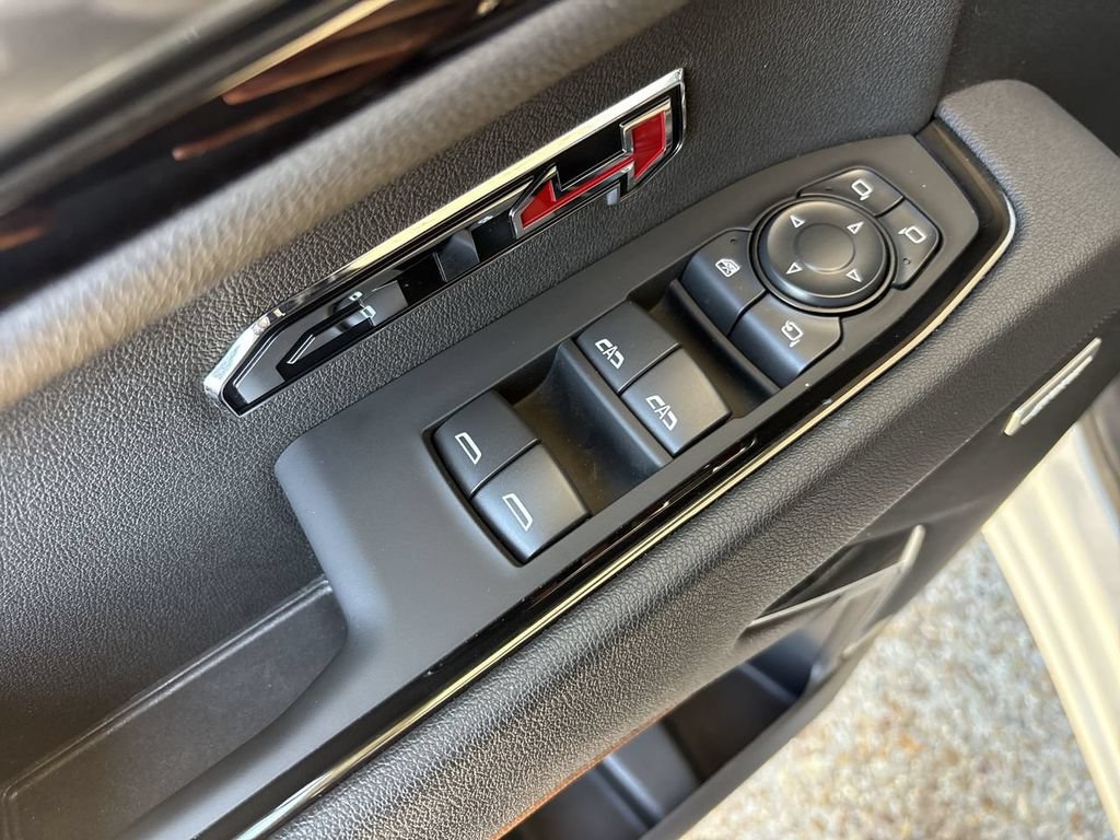 Certified 2025 GMC Sierra 1500 AT4 AWD/4WD image 23