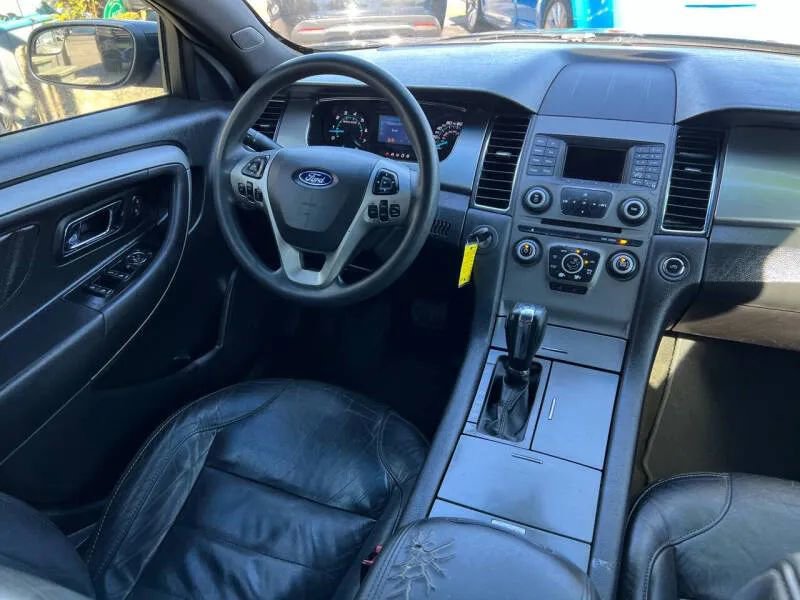 Used 2015 Ford Taurus SEL image 14