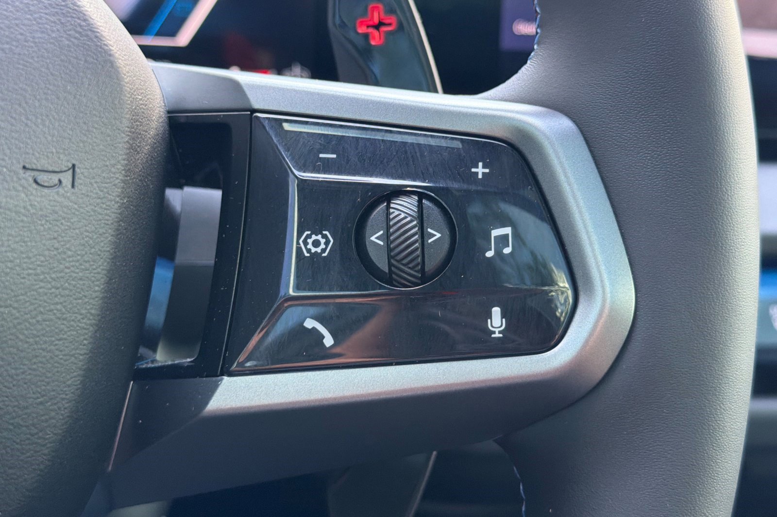 Certified 2025 BMW X3 M50 AWD/4WD image 32