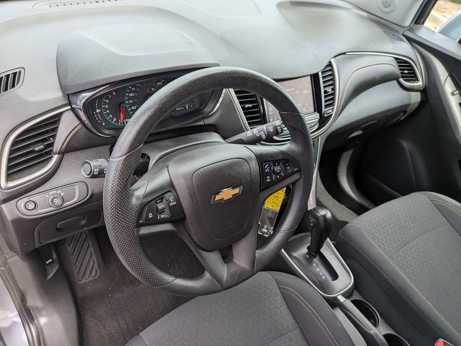 Used 2020 Chevrolet Trax LS w/ Tint and Cruise Package AWD/4WD image 13