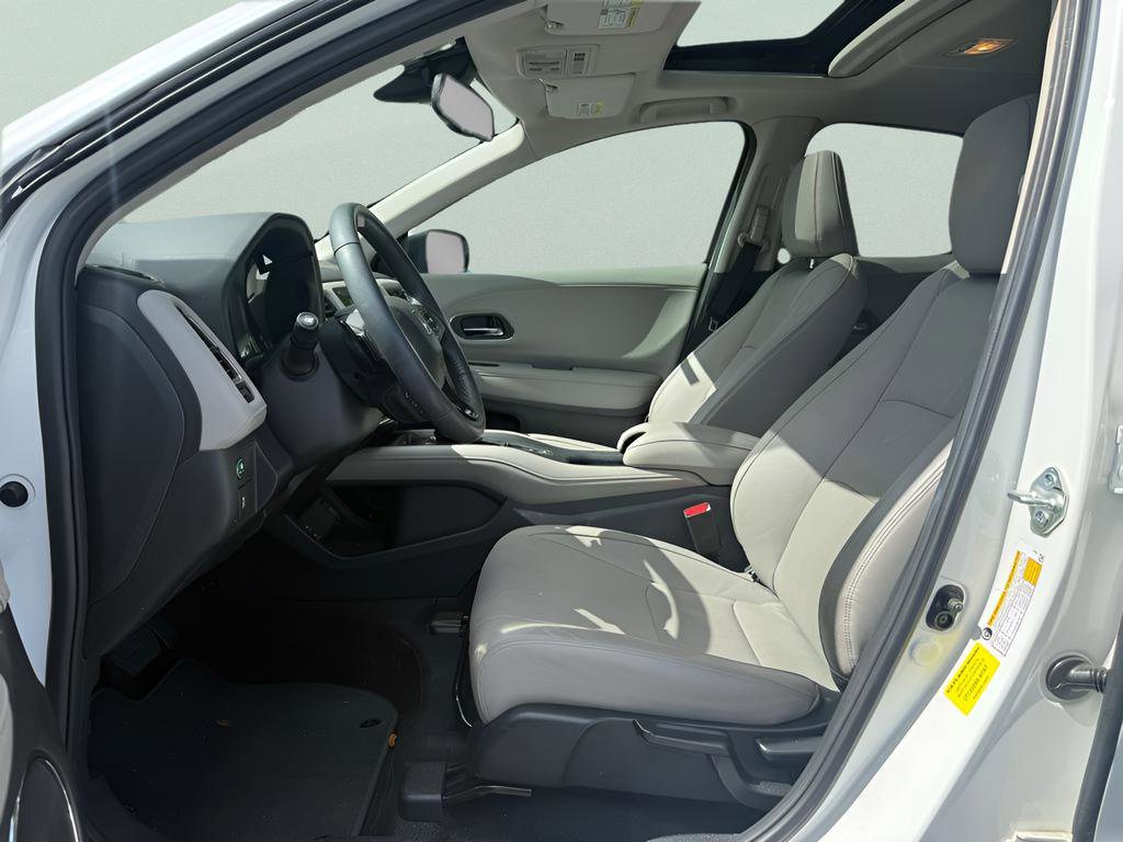 Used 2021 Honda HR-V EX-L image 9