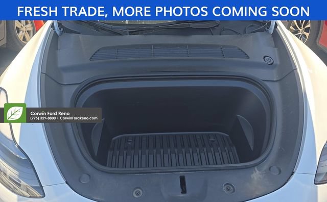 Used 2024 Tesla Model Y Long Range AWD/4WD image 17