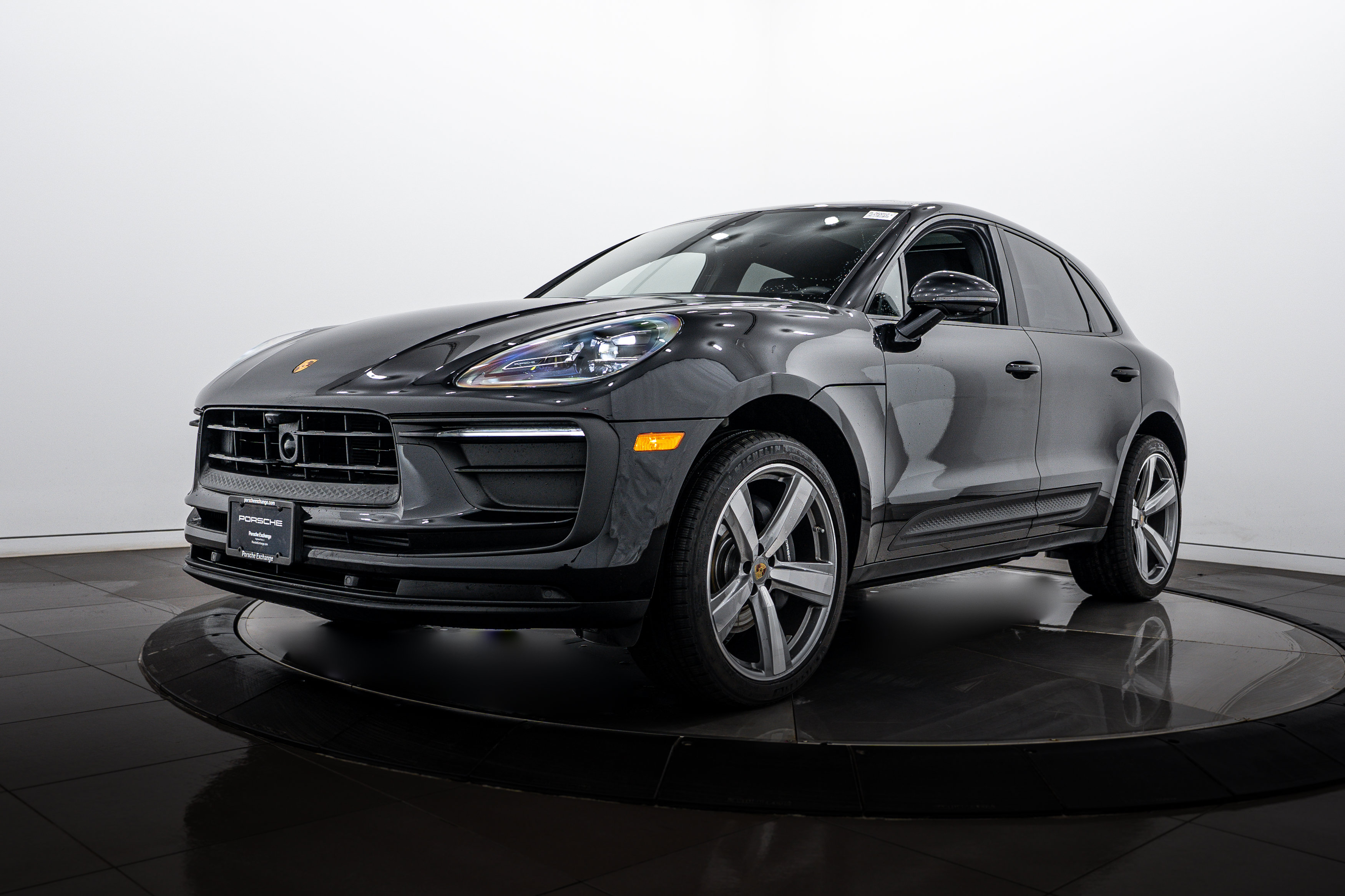 Certified 2026 Porsche Macan AWD/4WD video 1