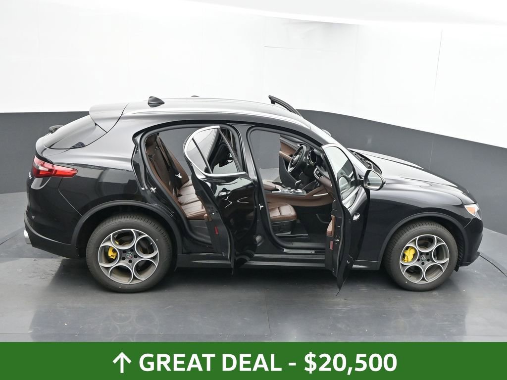Used 2020 Alfa Romeo Stelvio Sport w/ Cold Weather Package image 63