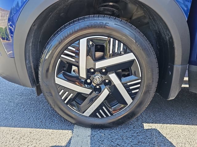 Used 2025 Nissan Kicks SV FWD image 37