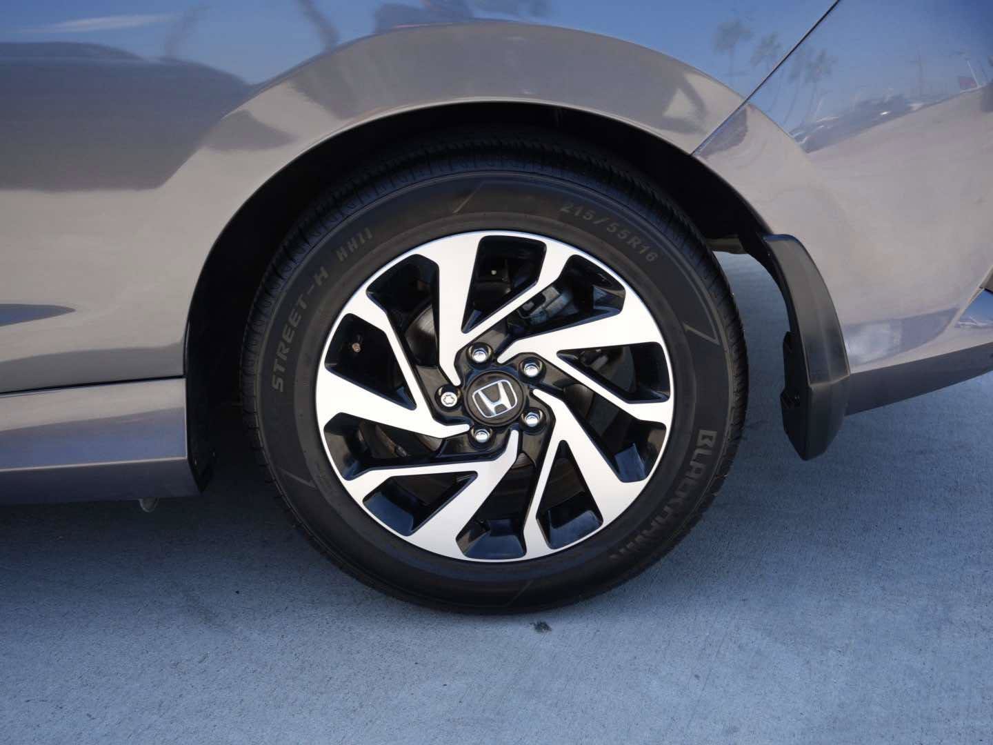 Used 2016 Honda Civic LX image 5