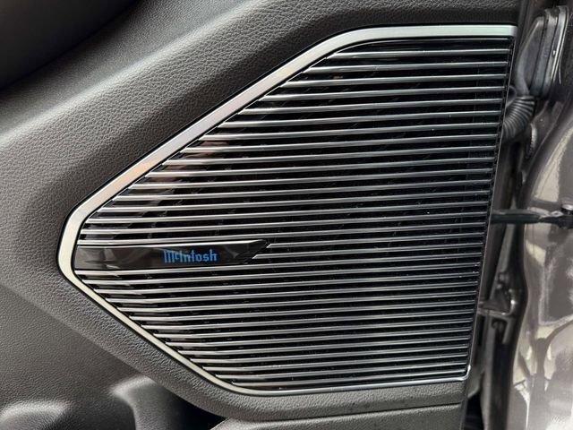 Used 2022 Jeep Grand Cherokee Overland w/ Advanced Protech Group III image 20