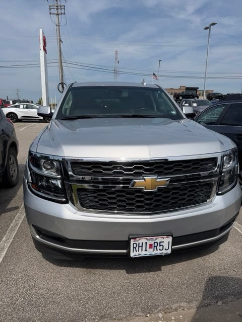 Used 2019 Chevrolet Suburban LT AWD/4WD image 2
