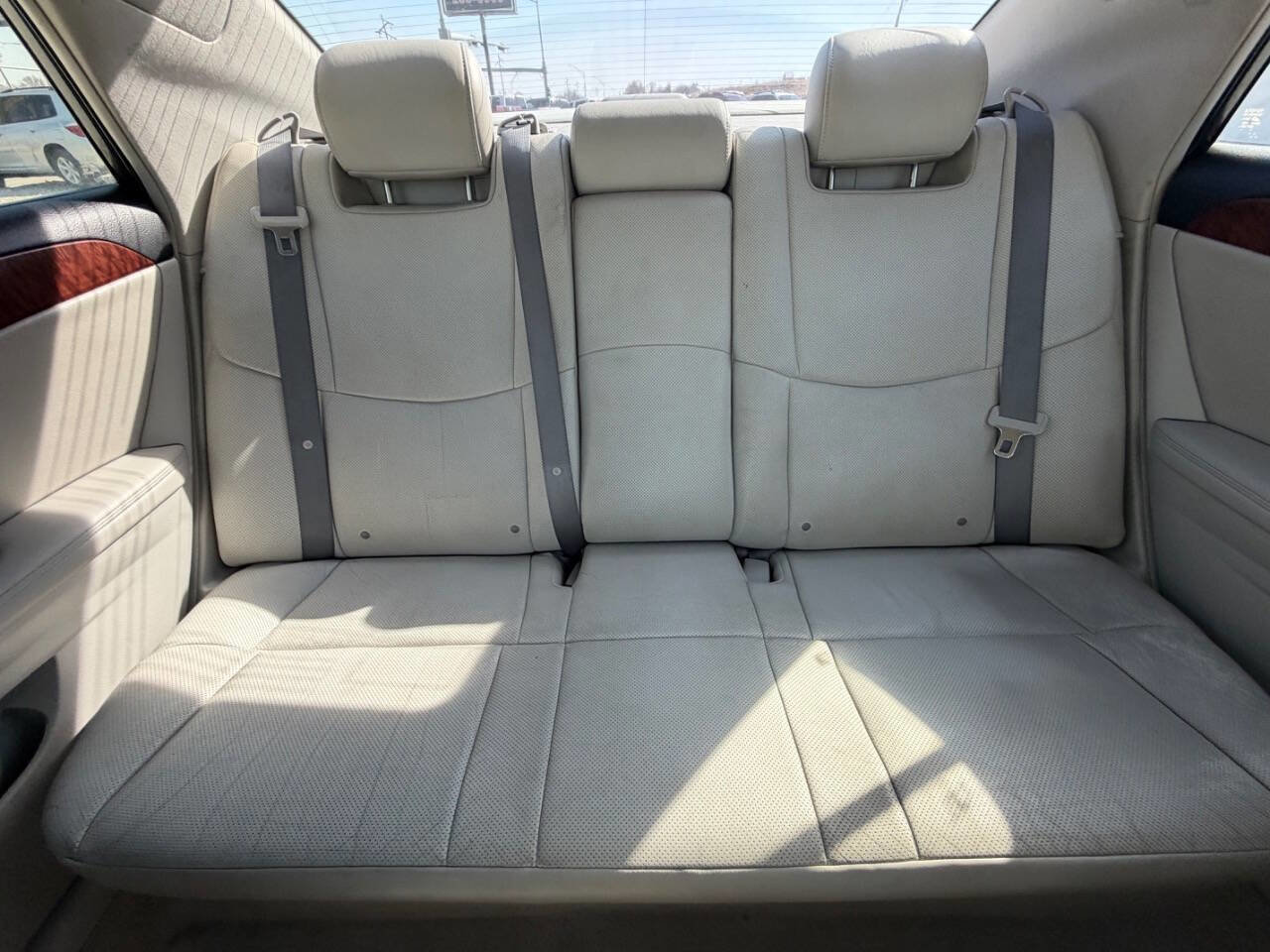 Used 2011 Toyota Avalon Limited FWD image 26