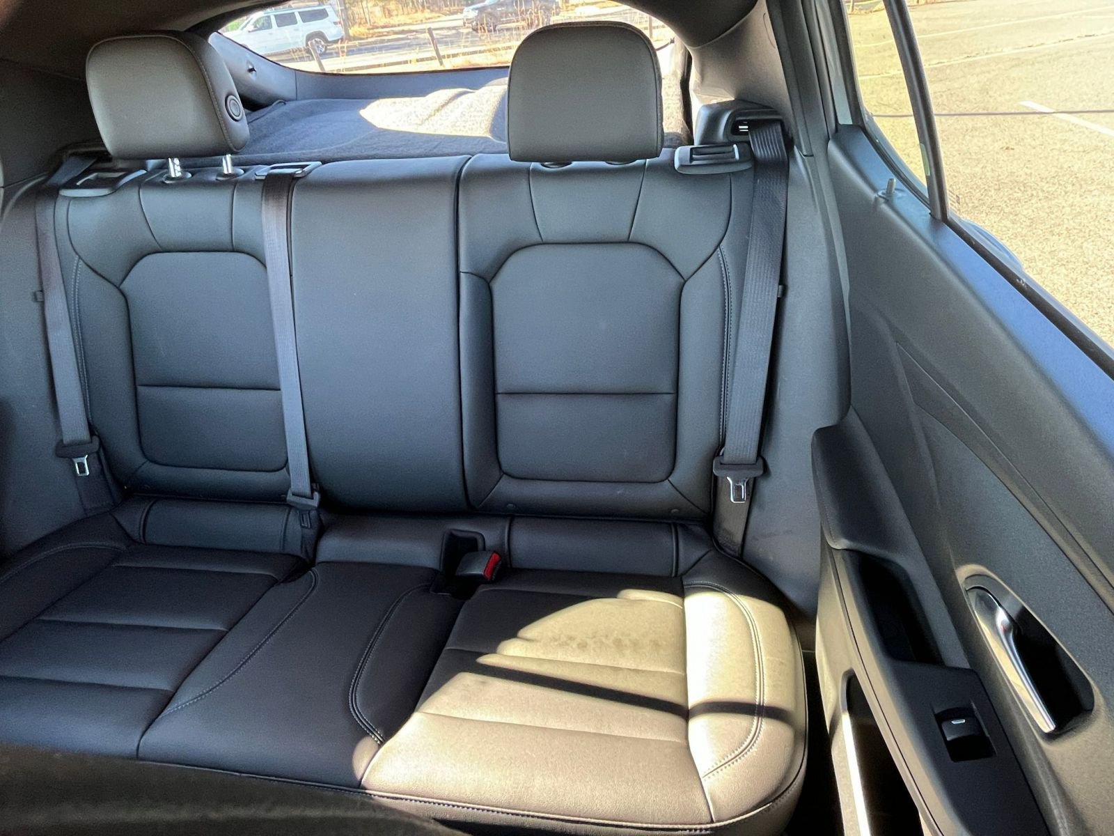 Used 2025 Buick Envista Sport Touring image 37