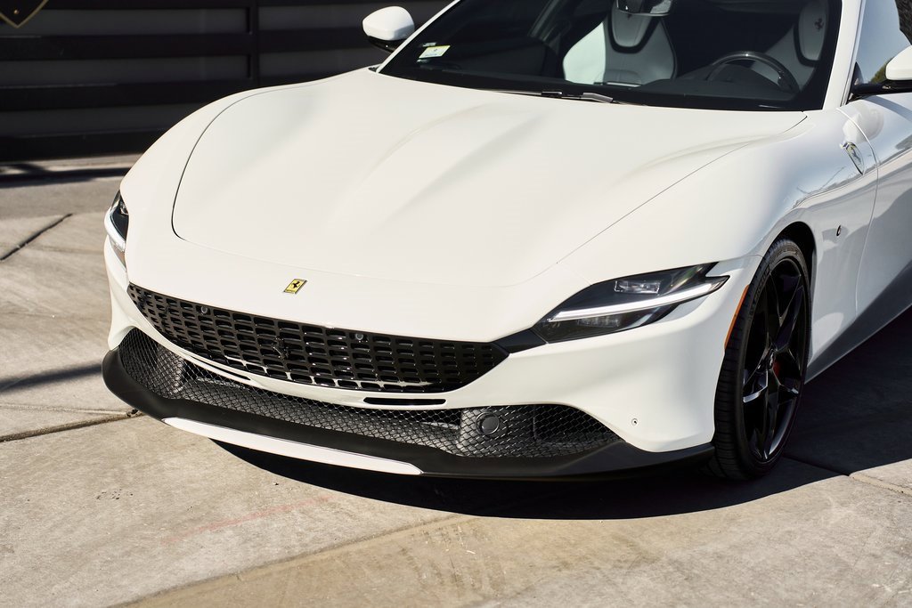 Used 2022 Ferrari Roma image 5