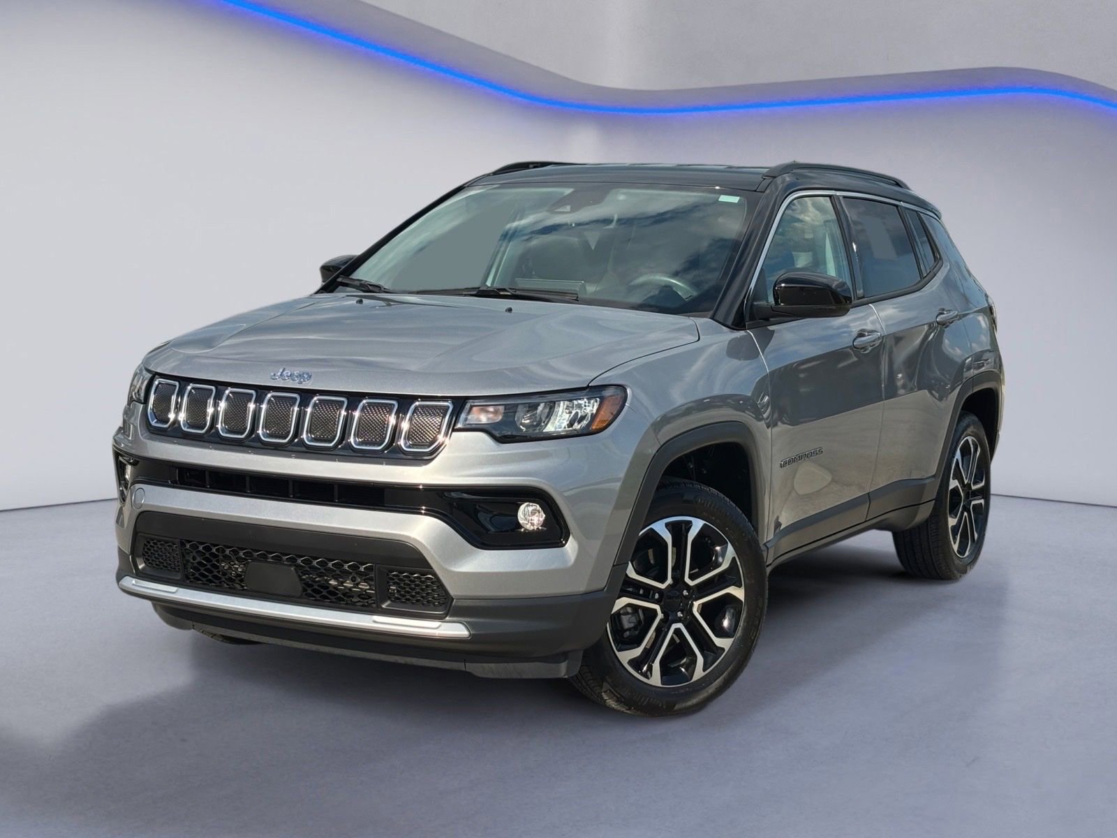Used 2022 Jeep Compass Limited AWD/4WD image 2