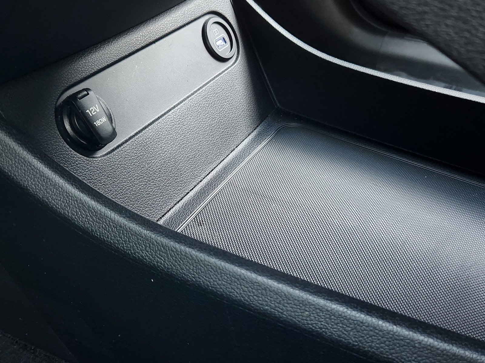 Used 2023 Hyundai Santa Fe SEL image 23