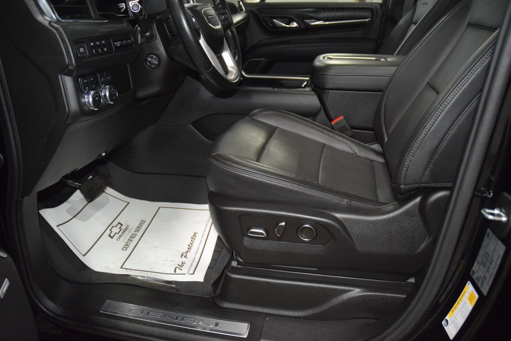 Used 2023 GMC Yukon XL Denali w/ LPO, Floor Liner Package AWD/4WD image 41