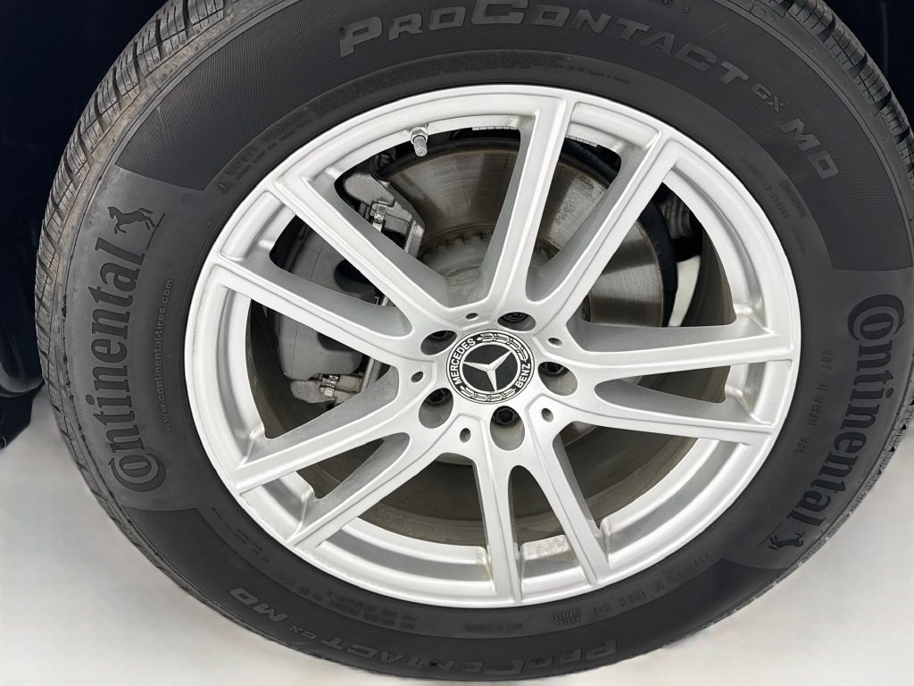 Certified 2026 Mercedes-Benz GLC 300 image 31