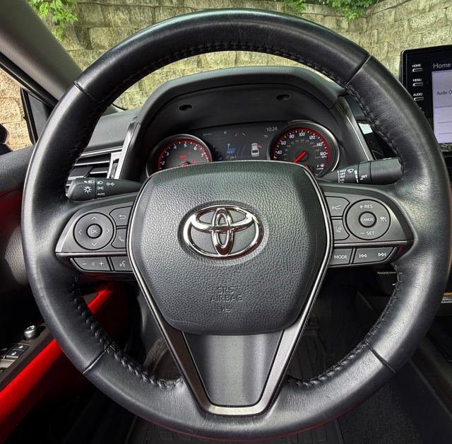 Used 2021 Toyota Camry XSE AWD/4WD image 17