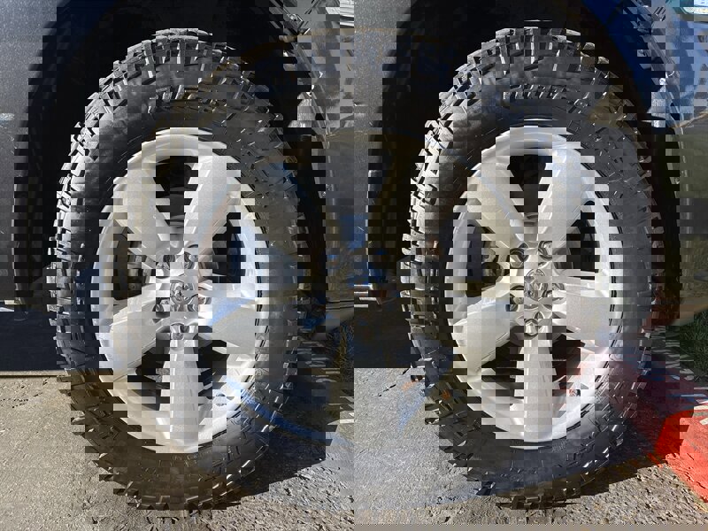 Used 2014 RAM 1500 Express image 15