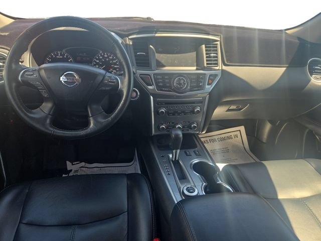 Used 2019 Nissan Pathfinder SL AWD/4WD image 13