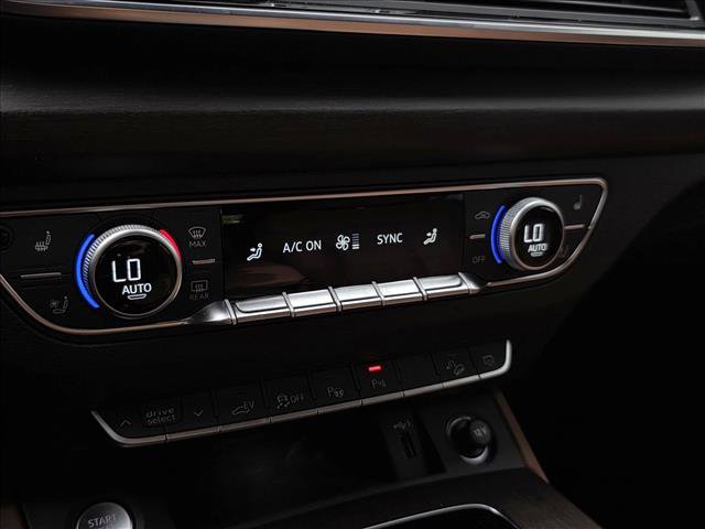 Used 2023 Audi Q5 e Prestige w/ Prestige Package image 22