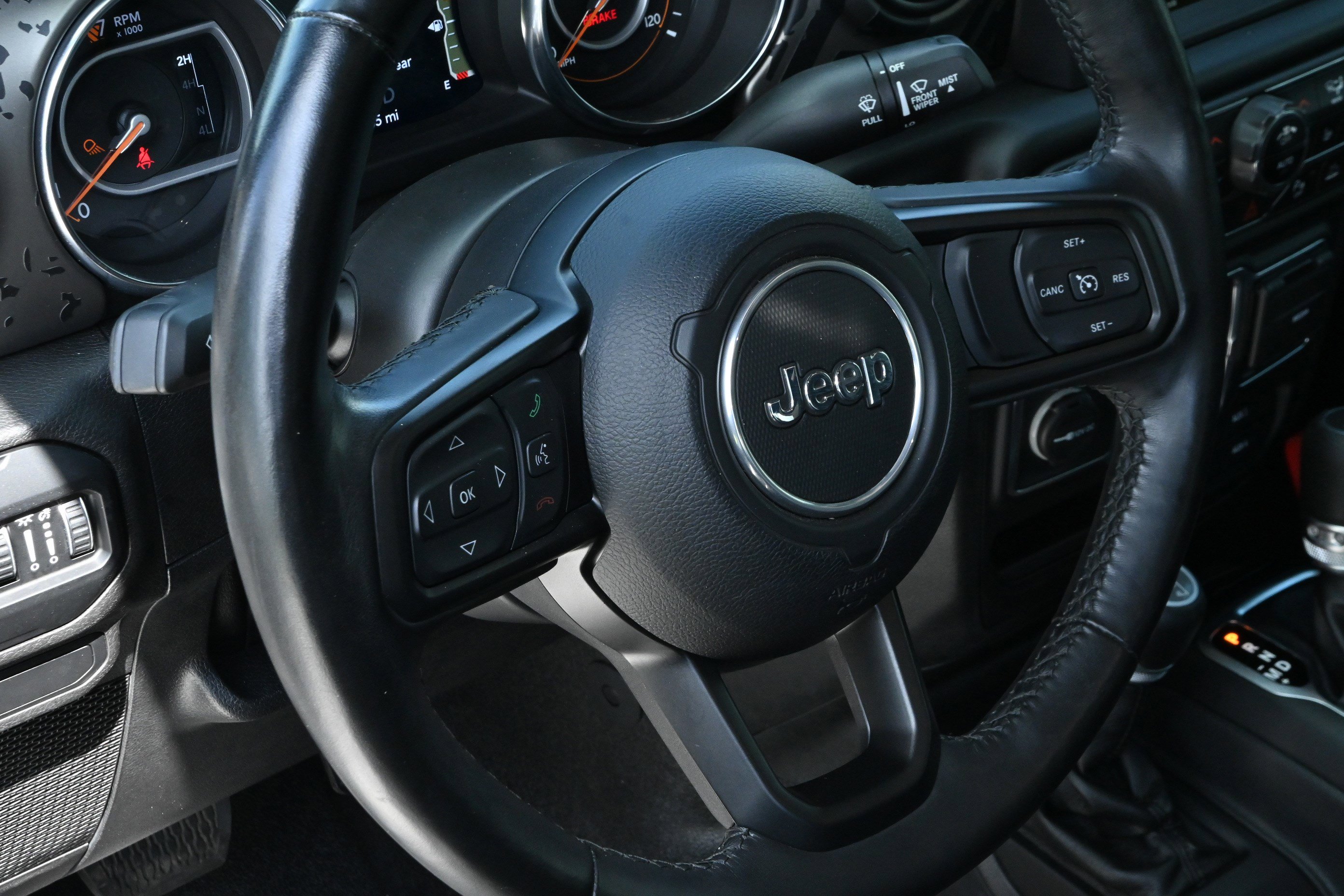Used 2021 Jeep Gladiator Sport AWD/4WD image 28