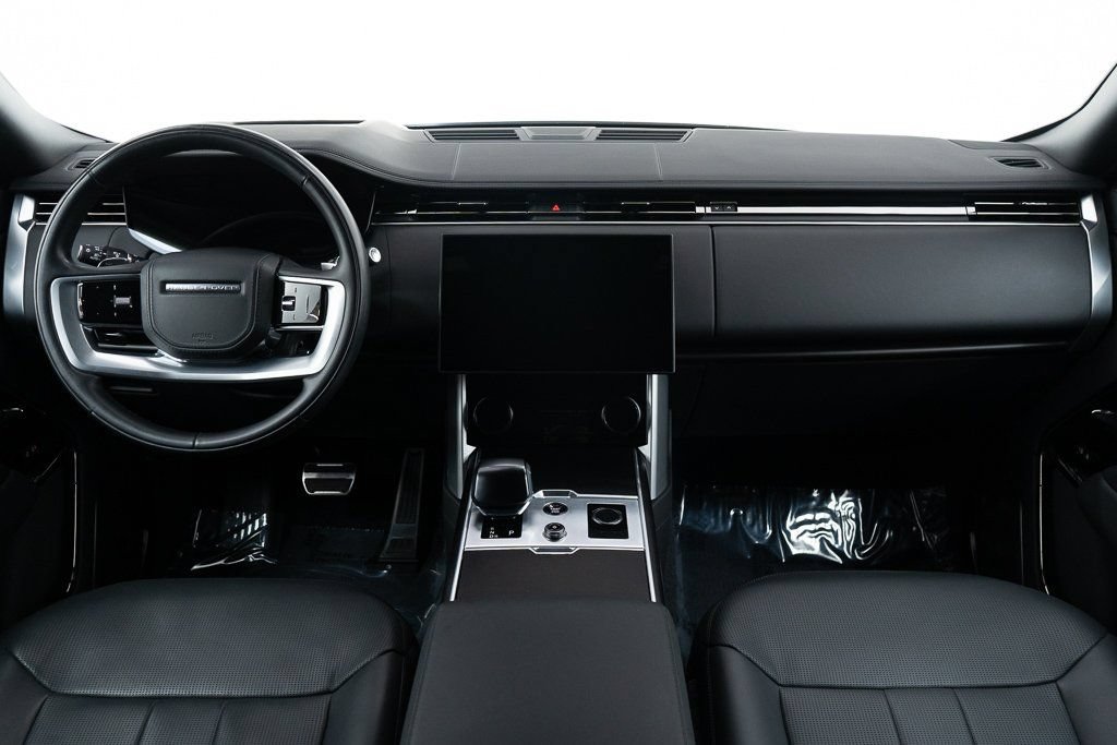 Used 2023 Land Rover Range Rover SV AWD/4WD image 34