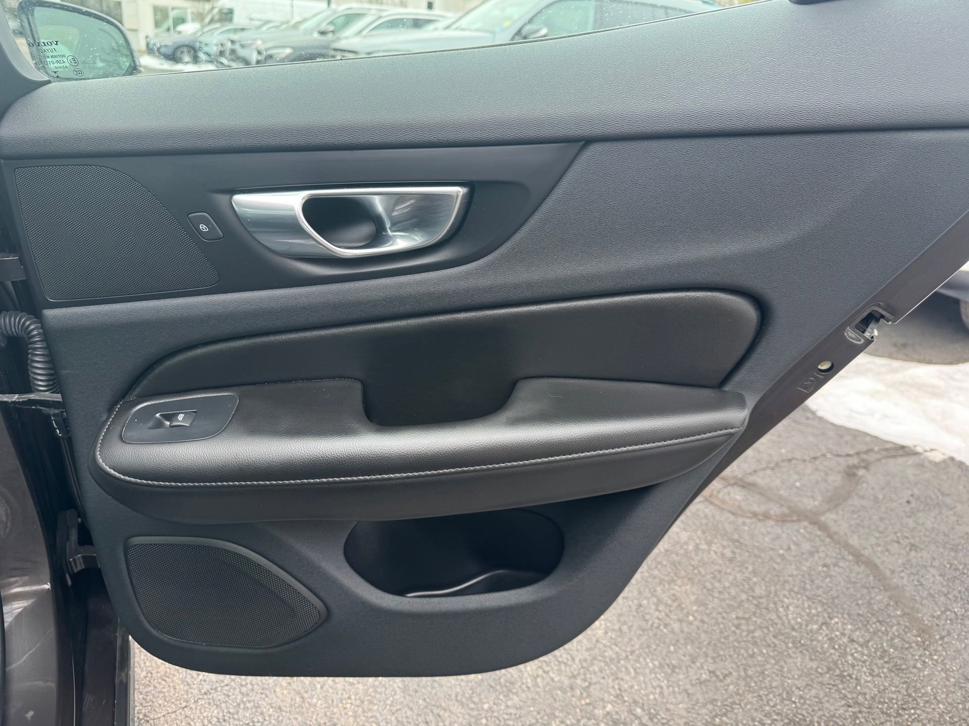 Used 2023 Volvo S60 B5 Core w/ Climate Package image 23