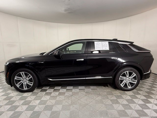 Certified 2024 Cadillac Lyriq Tech w/ Driver Assist Package RWD image 3